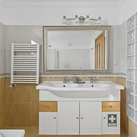 Surf - 3 Bedrooms - Sea View 펜션